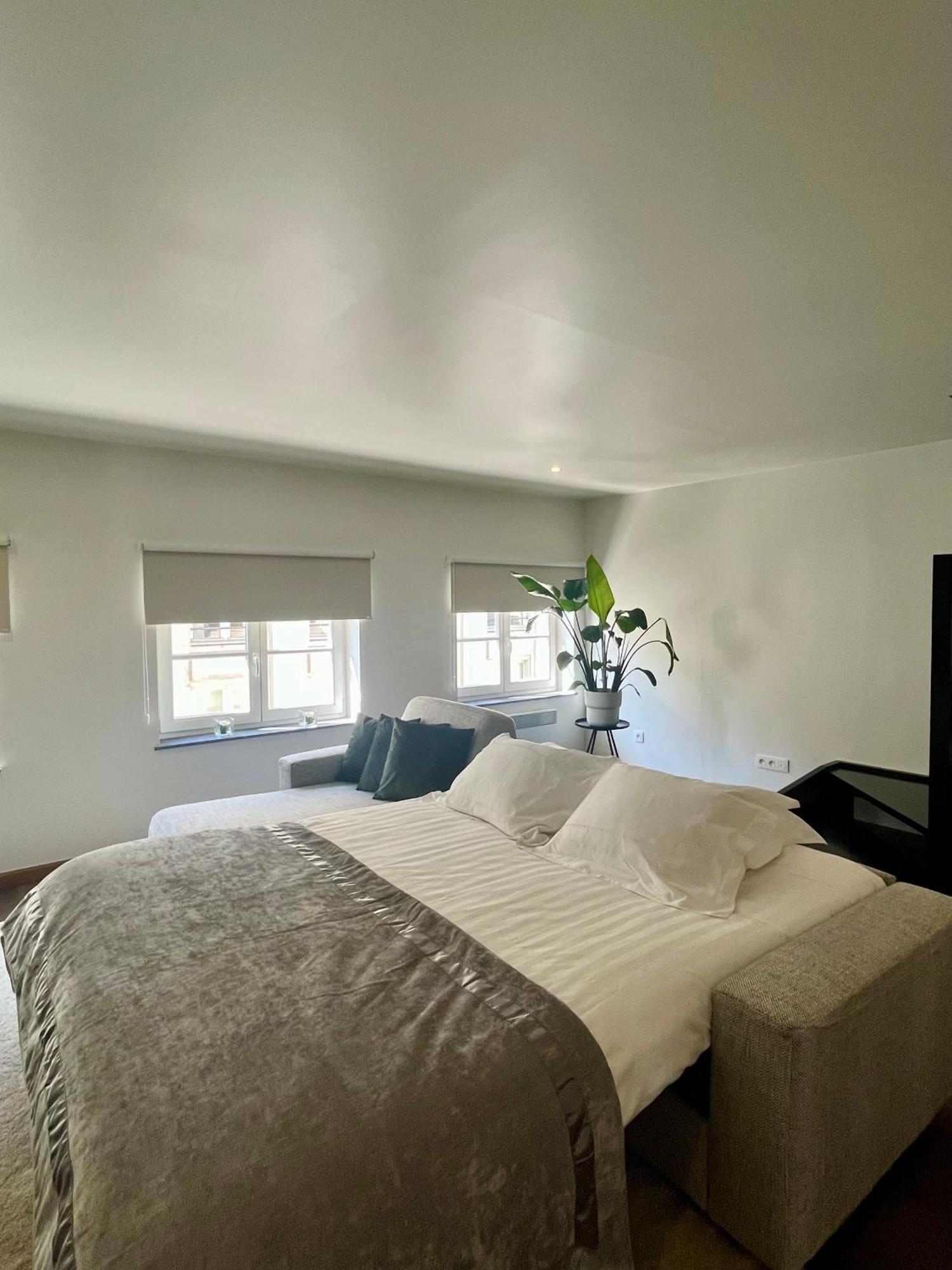 Stilias Apartment 6P City Center Брюксел Екстериор снимка
